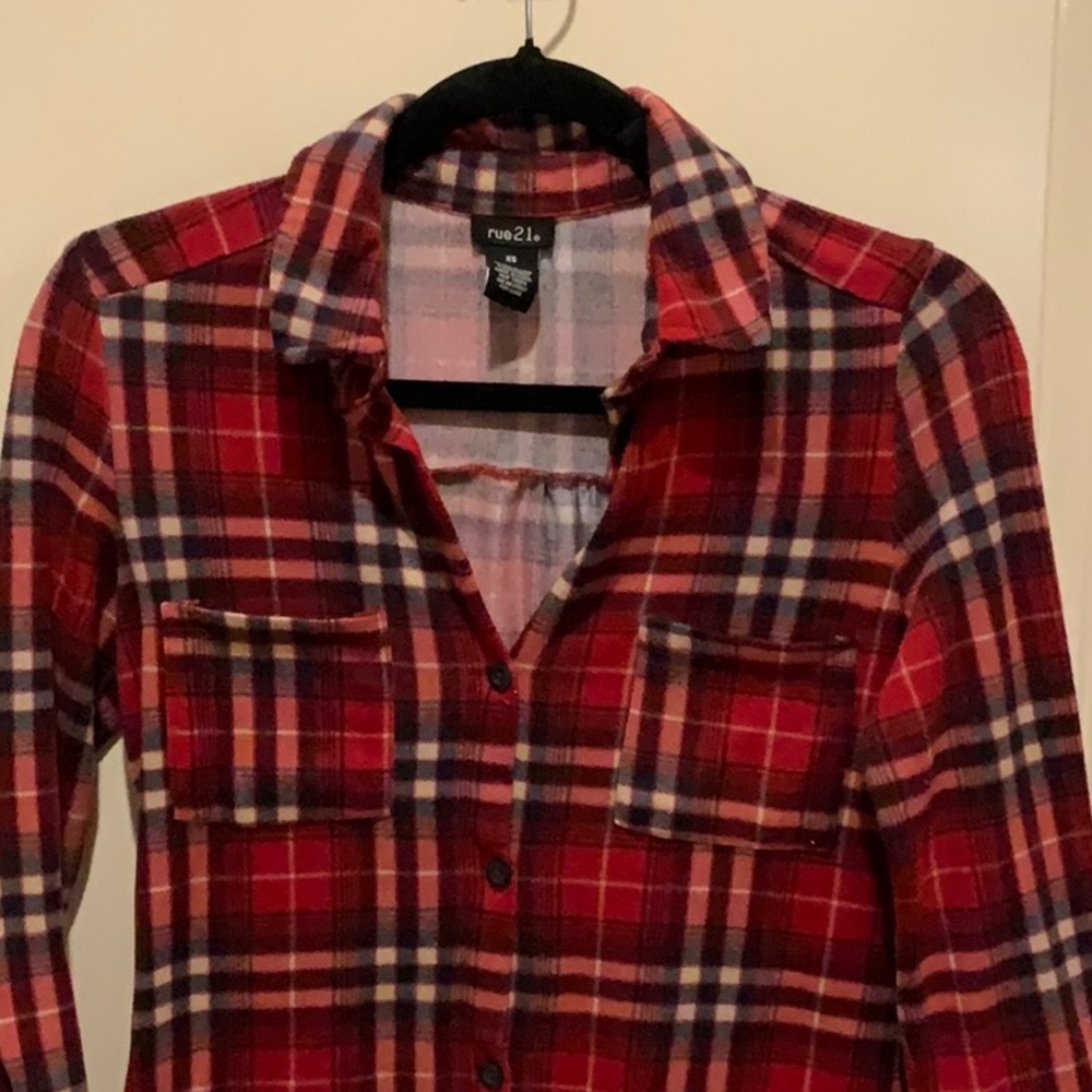 Rue 21- Knot Flannel. size XS. Excellent condition.